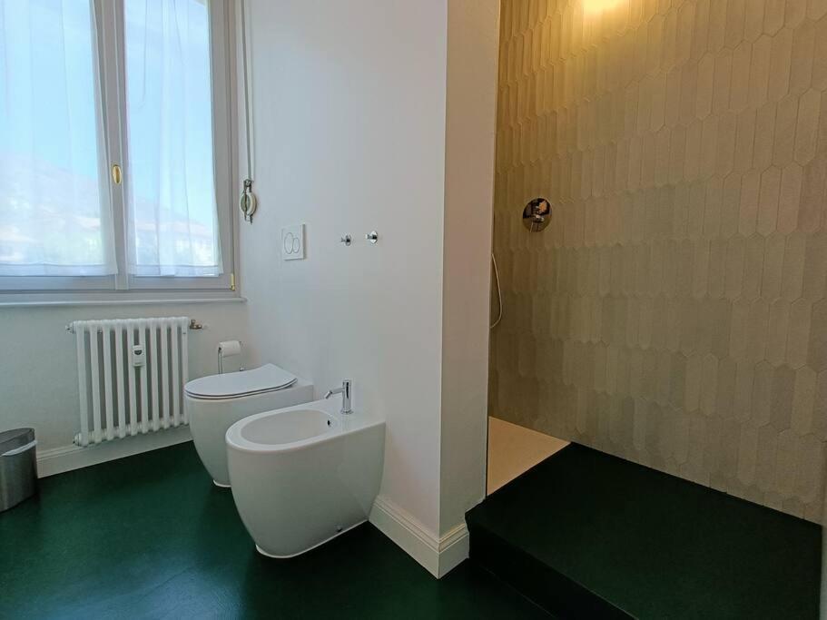 Stylish Flat Near Station And City Center Côme Extérieur photo