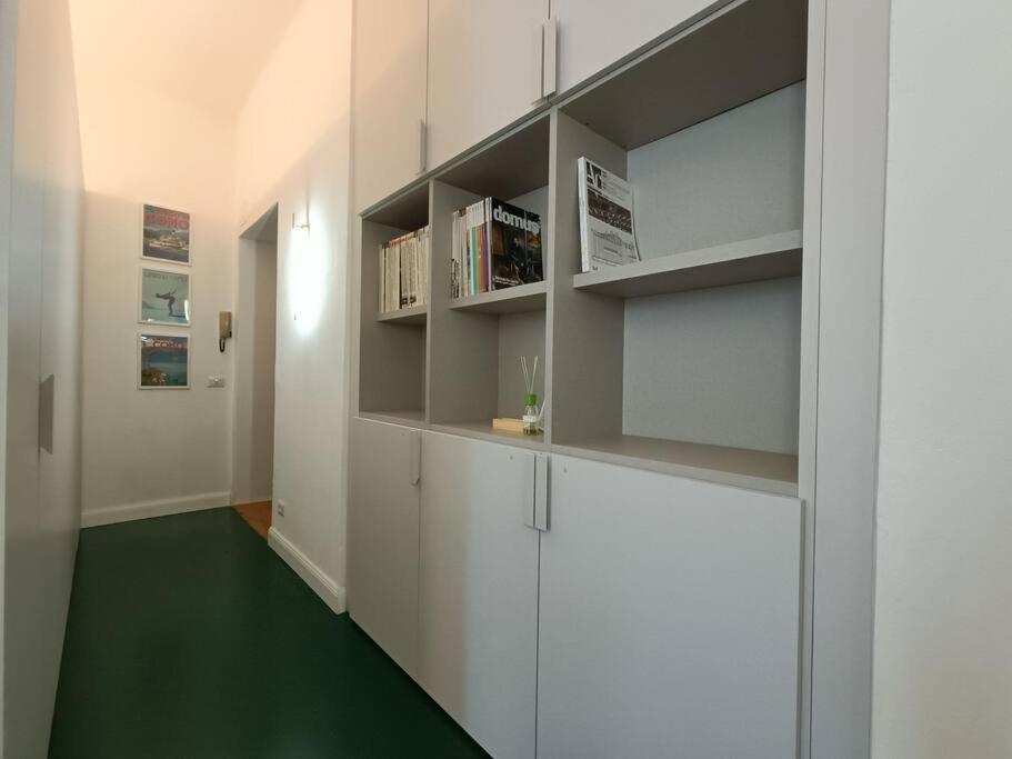 Stylish Flat Near Station And City Center Côme Extérieur photo